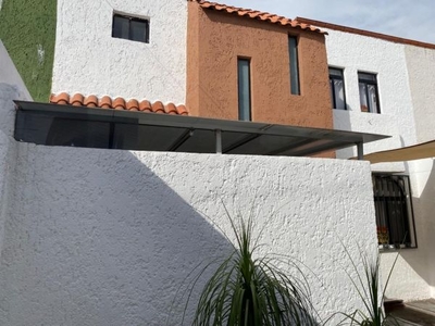 Casa en VENTA en Col. Valle de Jacarandas, en San Luis Potosí