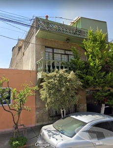 Casa en Venta en Fernando Casas Aleman, Gustavo A. Madero, Ciudad de México
