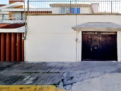 CASA EN VENTA EN JARDINES DE SAN MANUEL