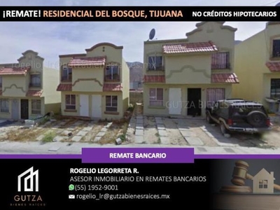 Casa en venta en Tijuana Baja California, Residencia del Bosque, 5 min de Centros comerciales RLR