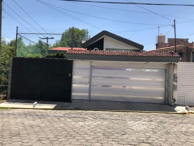 CASA EN VENTA *LOMAS DEL MARMOL $3,490,000*