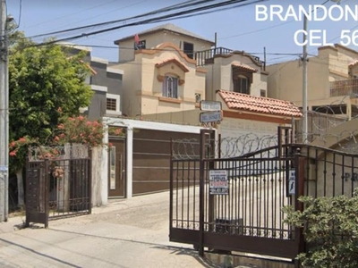 Casa en Venta Priv Rosas Villa Residencial Del Bosque Tijuana RECUPERACION BANCARIA