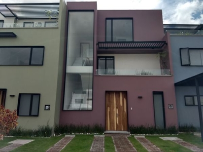 CASA EN VENTA PUEBLA SENDERO DEL FRESNO GALERÍAS SERDÁN 3 recamaras