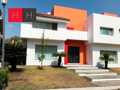 Casa en venta San Gabriel, Valle Alto al Sur de Monterrey