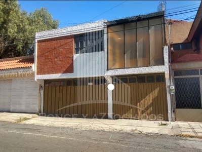 Casa en venta ubicada en col. Prados Agua Azul Puebla.