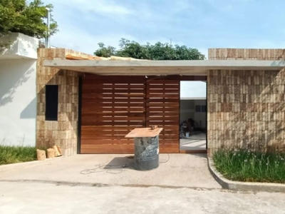 Casa en Venta, un solo nivel, zona Residencial de Cuernavaca con seguridad