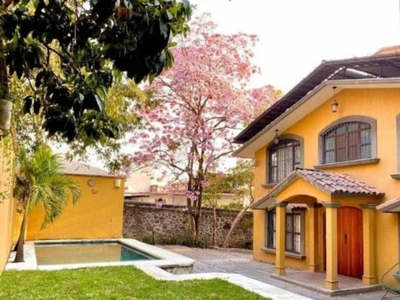 Casa Sola en Palmira Tinguindin, Cuernavaca, Morelos CAEN-Er-852-Cs