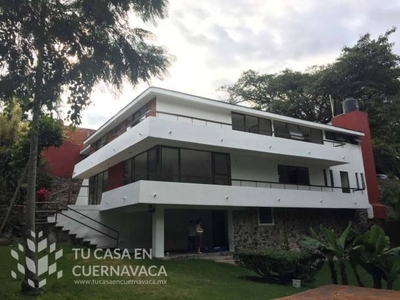 COL. CHAPULTEPEC - IDEAL PARA OFICINAS, CONSULTORIOS O CASA HABITACIÓN