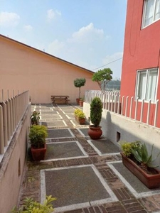 DEPARTAMENTO CON JARDIN EN BOSQUES DE TARANGO