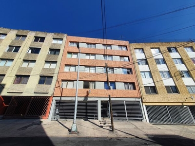 Departamento en Colina del Sur; 2 Recamaras, Oportunidad