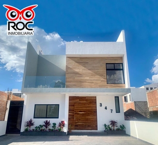 Doomos. Casa de Lujo en Venta en Lomas de Juriquilla, Queretaro