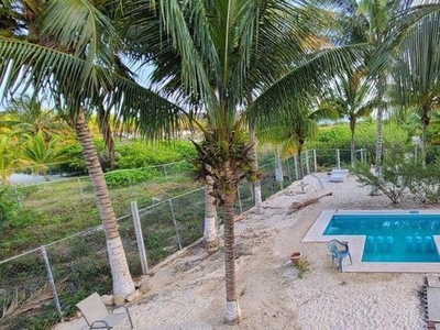 Doomos. CASA VENTA FRENTE AL MAR en Telchac Puerto, Yucatán.