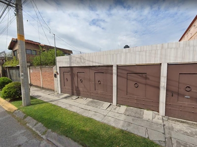 Doomos. Venta Casa 4 Habitaciones 2 Baños de Remate en Temixco Morelos