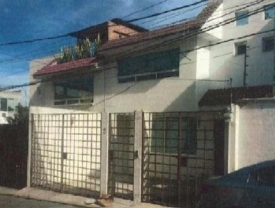 Doomos. Venta de Casa en Viveros de la Quebrada, Col. Viveros de la Loma, Tlalnepantla de Baz , Edo. de México