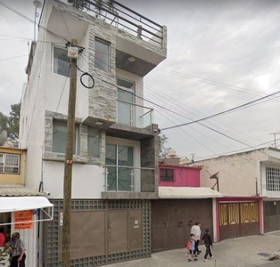 Excelente Casa 2 niveles, 3 recamaras, estacionamiento - Culhuacán CTM Coyoacán CDMX-SMP