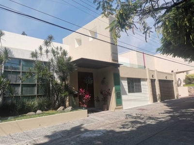 EXCELENTE CASA EN VENTA, CLUB DE GOLF TABACHINES