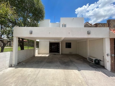 EXCELENTE CASA EN VENTA EN LA MEJOR ZONA DE SANTA ANITA