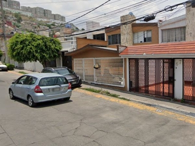 HERMOSA CASA EN PASEOS DE MEXICO ATIZAPAN