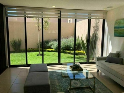 Hermosa Casa Tipo Duplex en Altos Juriquilla, Jardín Precioso, 3 Recamaras..
