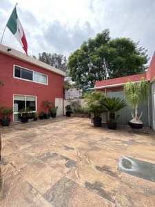 Preciosa Casa En Venta. Satélite. Naucalpan.