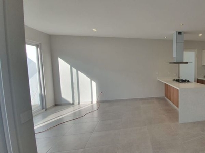 Preciosa Residencia en Colinas de Juriquilla, 4ta Recamara en PB, Tapanco, Lujo