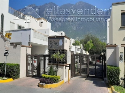 PRO5493 Casas en Venta, San Pablo Residencial La Lagrima en Monterrey
