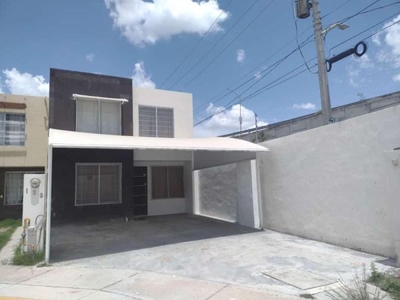 Renta de Casa - Condominio Villas de Bonaterra en Aguascalientes.