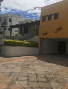 Residencia en Villas del Mesón Juriquilla, Junto al Campo de Golf, T.1000 m2