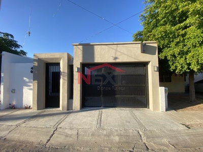 SE RENTA CASA REAL DEL LLANO