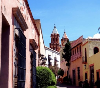 Se Vende Hotel Boutique en Centro Histórico de Querétaro, Equipado, ÚNICO !!