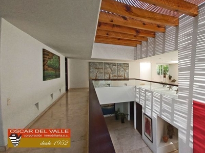 SE VENDE PRECIOSA RESIDENCIA EN JARDINES DEL PEDREGAL