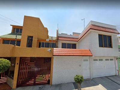 VENTA DE CASA EN GUSTAVO A. MADERO, CDMX. ALTA PLUSVALIA A GRAN PROMOCION!!!