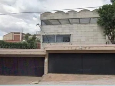 VENTA DE CASA EN LOMAS DE CHAPULTEPEC