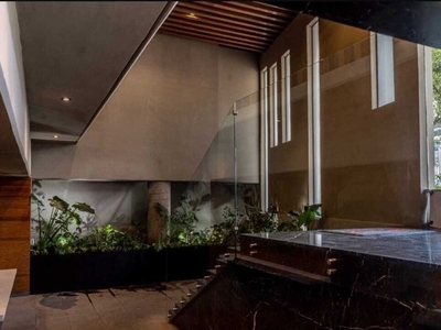 VENTA DE DEPARTAMENTO CON ROOF GARDEN PRIVADO