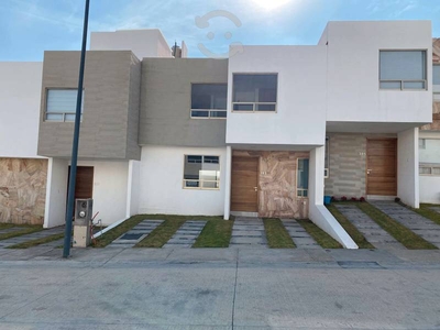 Casa equipada en venta al Sur de Pachuca