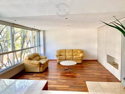 Se vende departamento de 245m2, sala de tv,