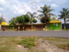 TERRAZA PARA EVENTOS PIE DE CARRETERA SAN MARTIN