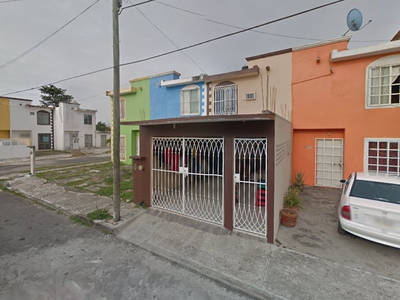 Casa En Remate Bancario En Laguna Real, Veracruz. (65% Debajo De Su Valor Comercial, Solo Recursos Propios, Unica Oportunidad) -ijmo2