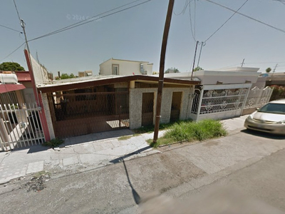 Casa En Venta En La Colonia Los Ángeles, Torreón, Coahuila. Lr