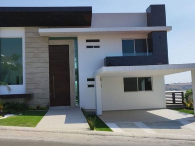 Casa en venta en Lomas de Cocoyoc, Morelos. OLC-3113