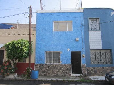 Casa en Venta en OBLATOS Guadalajara, Jalisco