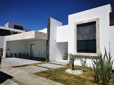 venta casa de un nivel 3 recamaras parque villahermosa lomas de angelópolis pue - 4 baños - 230 m2