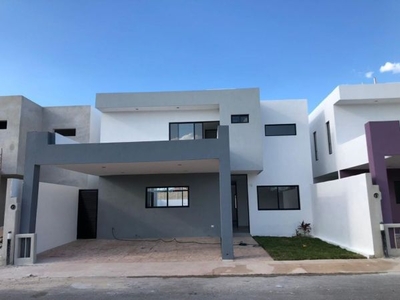 CASA EN CONKAL EN VENTA