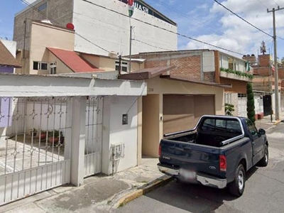 Casa en Venta en Guadalupe y Club Jardin Toluca Estado de Mexico REMATE BANCARIO
