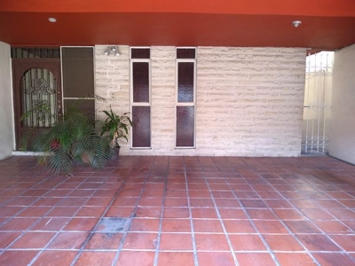 Casa en venta Col. Altavista, Monterrey