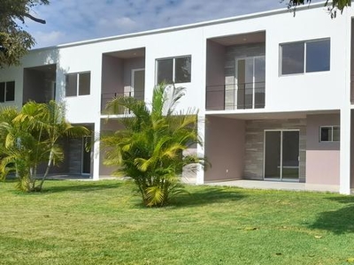 CASA EN VENTA CON ALBERCA COMPARTIDA EN VILLAS PLATINO YAUTEPEC MORELOS