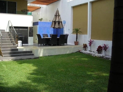 Se renta, se vende casa en Rancho Cortes, Cuernavaca, Morelos.