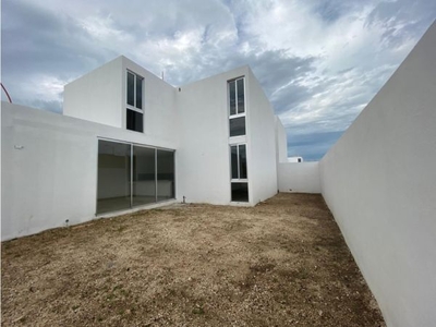 Venta de Casa en Privada, AL NORTE DE MERIDA