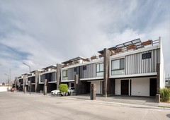 venta de casa - residencias nuevas en fraccionamiento por la uvm - 3 baños - 159 m2