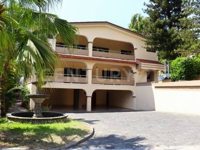 Venta Residencia en Colima